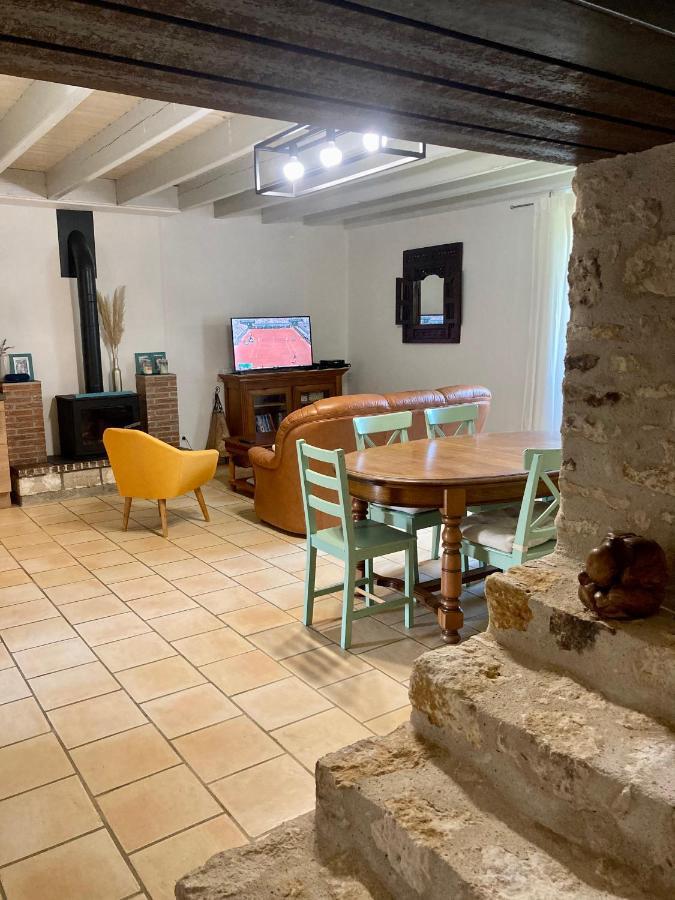 Maison en pierre avec jardin à 15 min des plages Saint-Benoist-sur-Mer Esterno foto