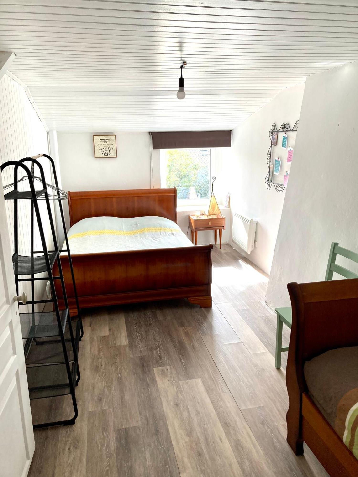 Maison en pierre avec jardin à 15 min des plages Saint-Benoist-sur-Mer Esterno foto